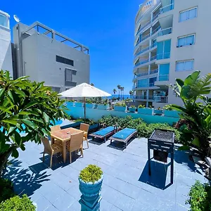 Amoris Guest House-sea Point Guest house Cape Town