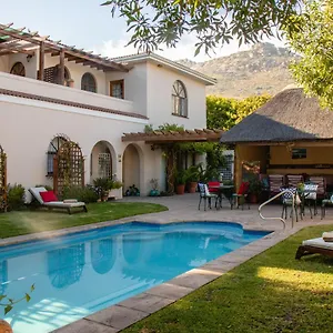 A Tuscan Guest house Fish Hoek